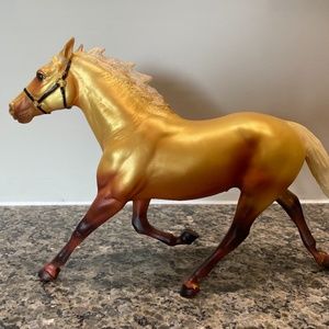 Retired Breyer Horse Gold Pacer #730901